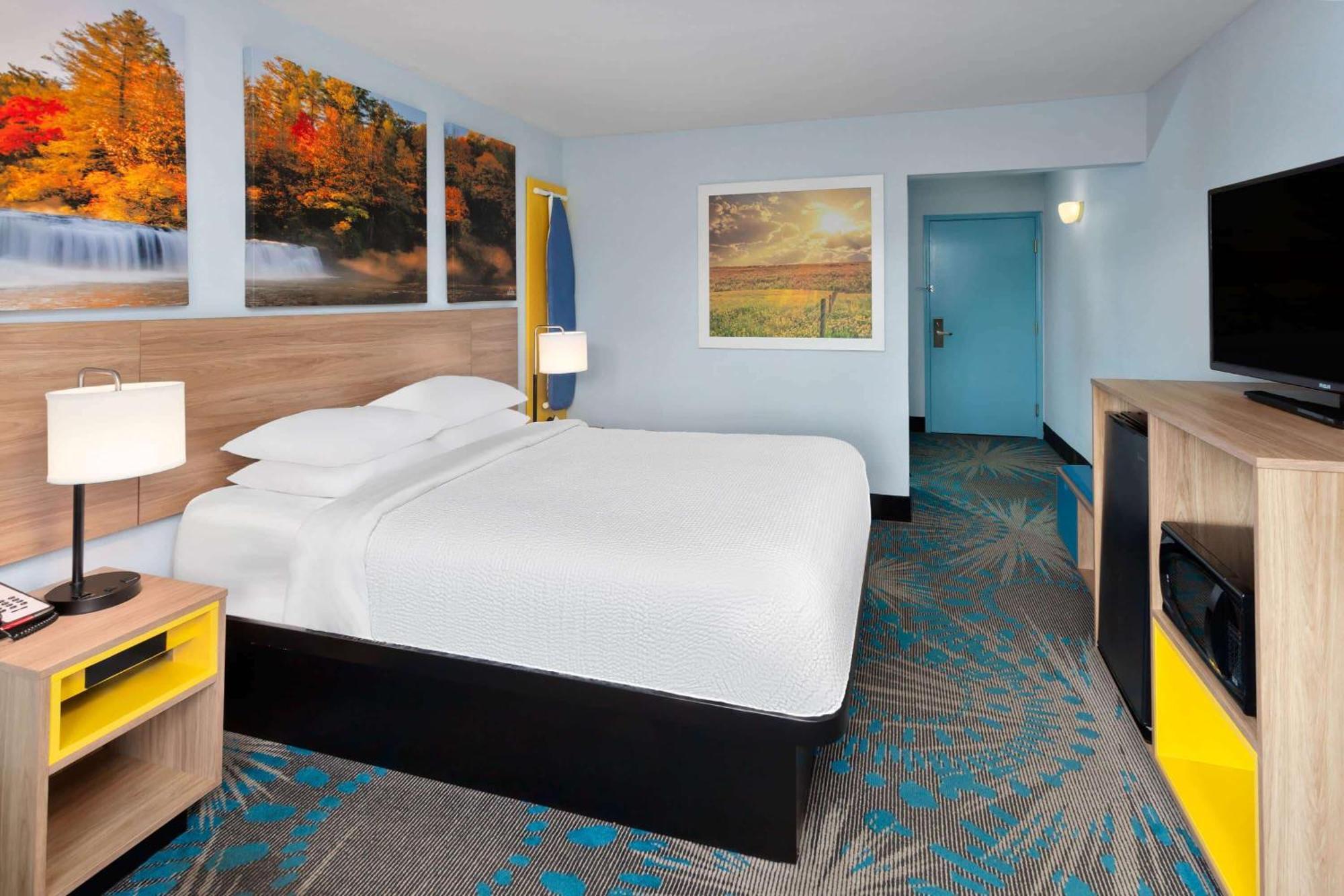 Days Inn & Suites By Wyndham Siler City Bagian luar foto